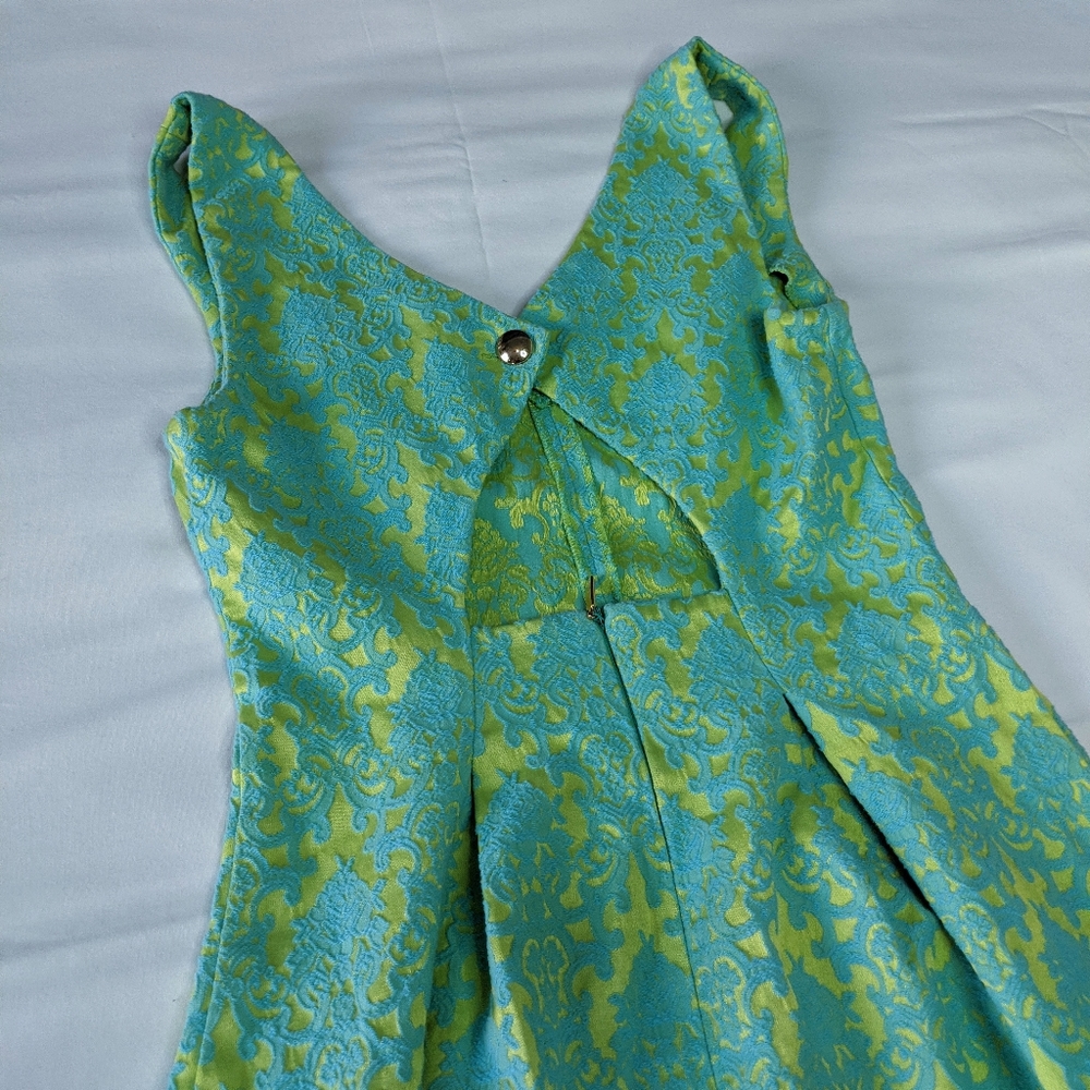 Suite Blanco Dress - Picture 2 of 6